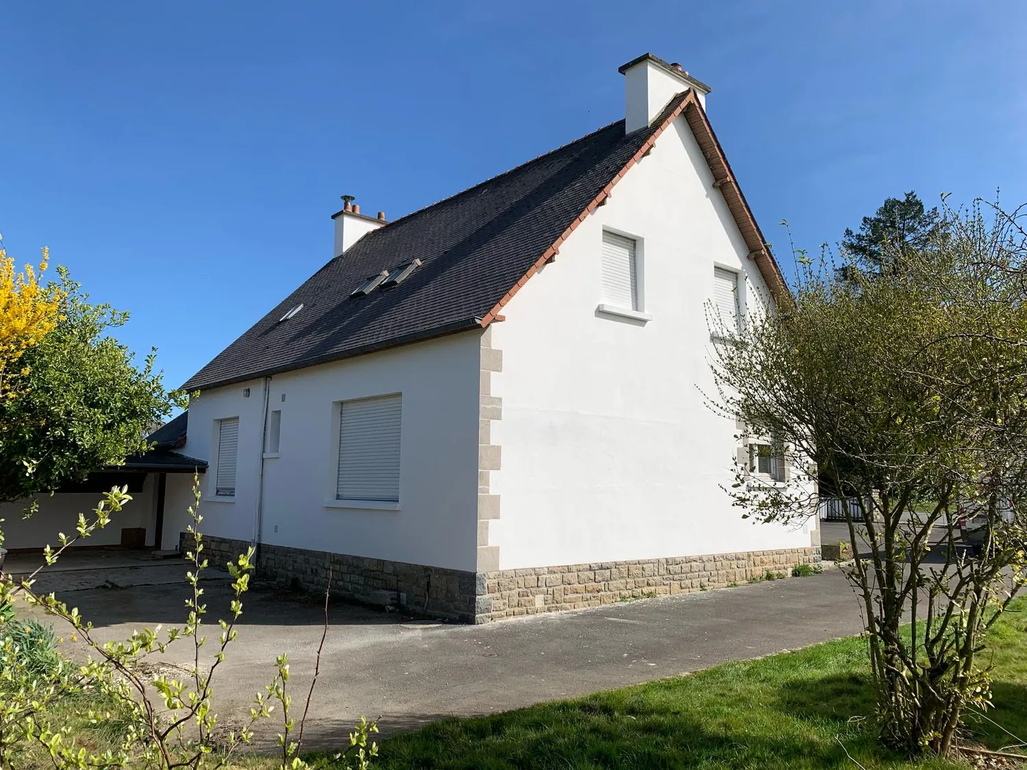 installation de fenetre de toit bruz